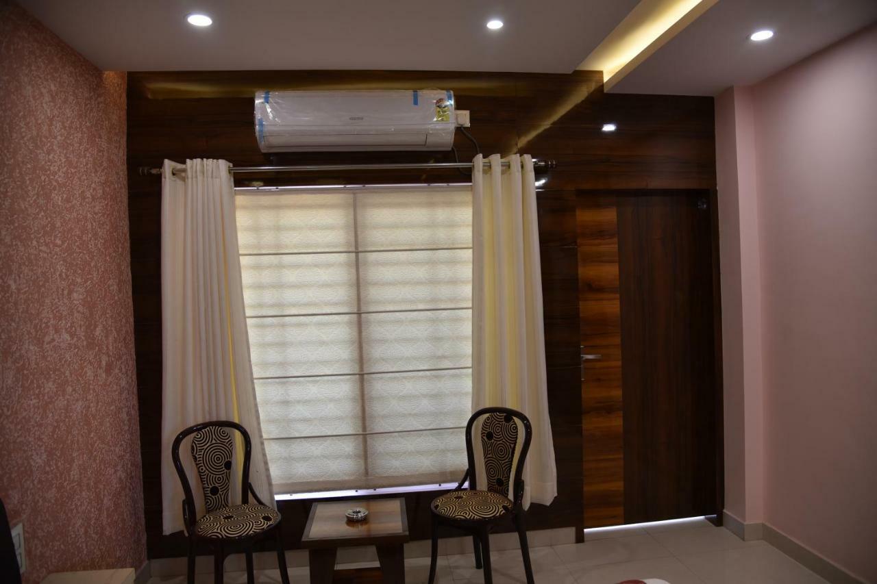 Hotel Pushpanjali Bhopal Dış mekan fotoğraf