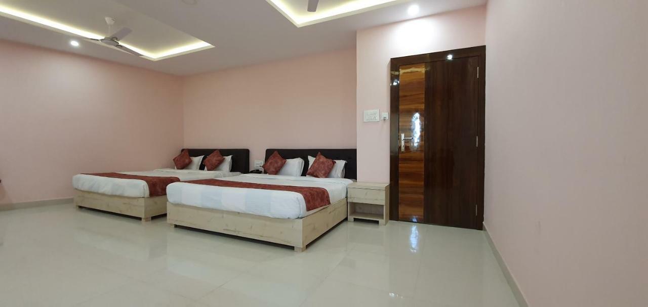 Hotel Pushpanjali Bhopal Dış mekan fotoğraf