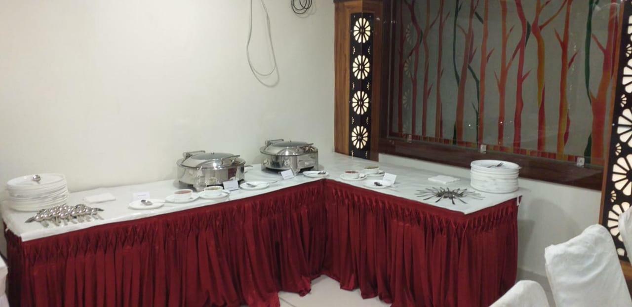 Hotel Pushpanjali Bhopal Dış mekan fotoğraf